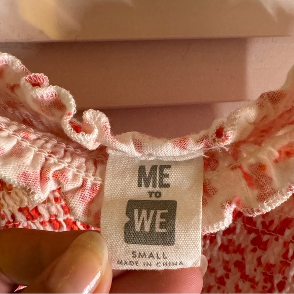 Cropped Floral Tank Top - Picture 2 of 2